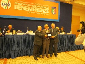consegna_premio_carmelo_campolo consegna_premio_carmelo_campolo