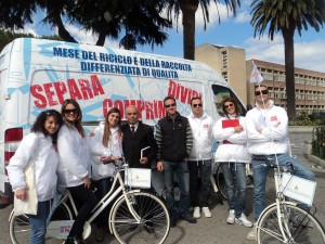 raccolta10 Assessore Comito e ragazzi raccolta10 Assessore Comito e ragazzi