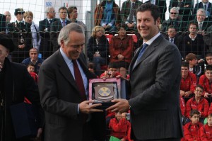 Il Presidente Scopelliti a Rizziconi con Presidente Figc Abete Il Presidente Scopelliti a Rizziconi con Presidente Figc Abete