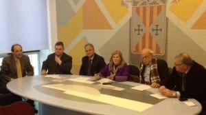 il tavolo della conferenza