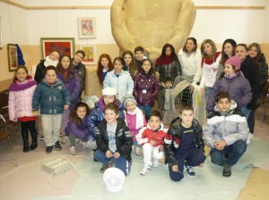 Bambini dell'oratorio in posa Bambini dell'oratorio in posa