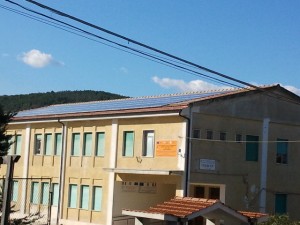 fotovoltaico sulla scuola di rocca