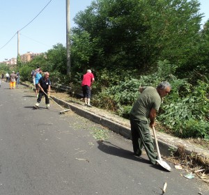 Giornata ecologica abitanti di Piscopio a lavoro