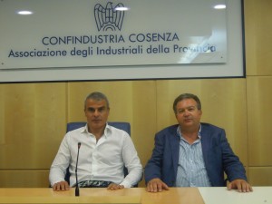 da sx il Pres. Mazzuca ed il Vice Pres. Perciaccante di Ance Cosenza da sx il Pres. Mazzuca ed il Vice Pres. Perciaccante di Ance Cosenza