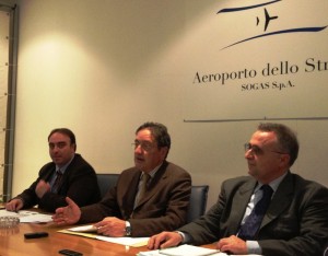 un momento della conferenza stampa un momento della conferenza stampa