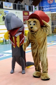 nuova-mascotte-Tonnino-e-Leo-mascotte-dei-tifosi