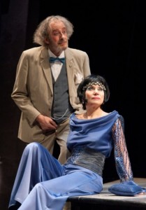 spettacolo-stasera-si-recita spettacolo-stasera-si-recita