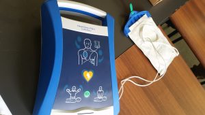 defibrillatore1