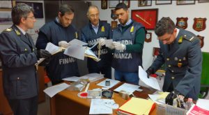 arresto falso funzionario