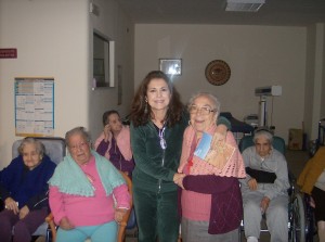 Foto Isabella Freccia con anziani
