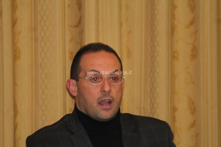 rc-assemblea-popolare-tares-01