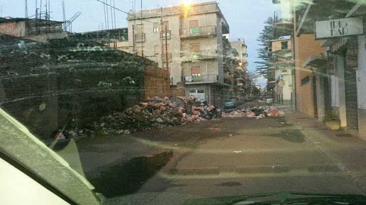 rifiuti_melito-porto-salvo-1 rifiuti_melito-porto-salvo-1