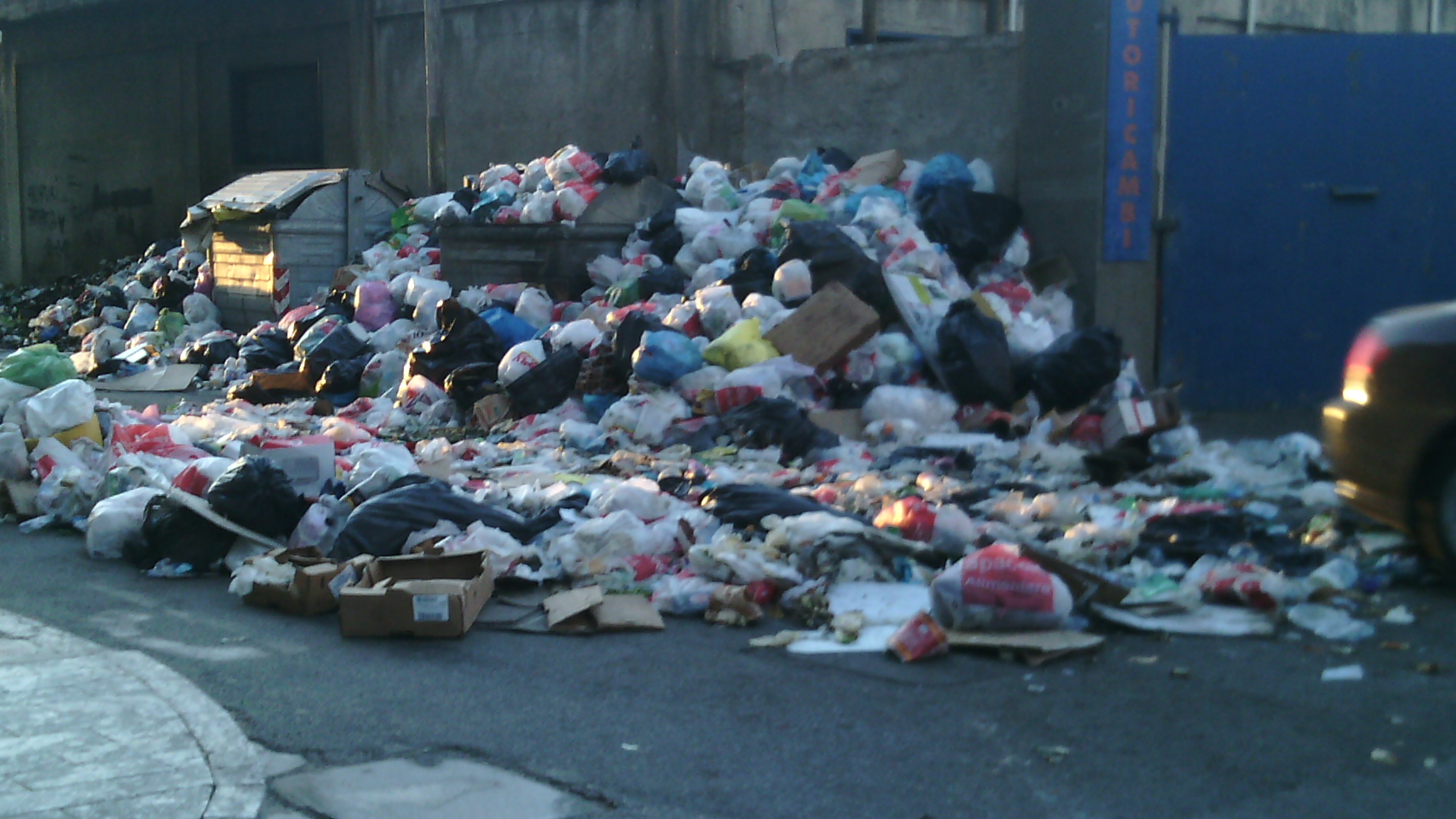 rifiuti_melito-porto-salvo-2 rifiuti_melito-porto-salvo-2