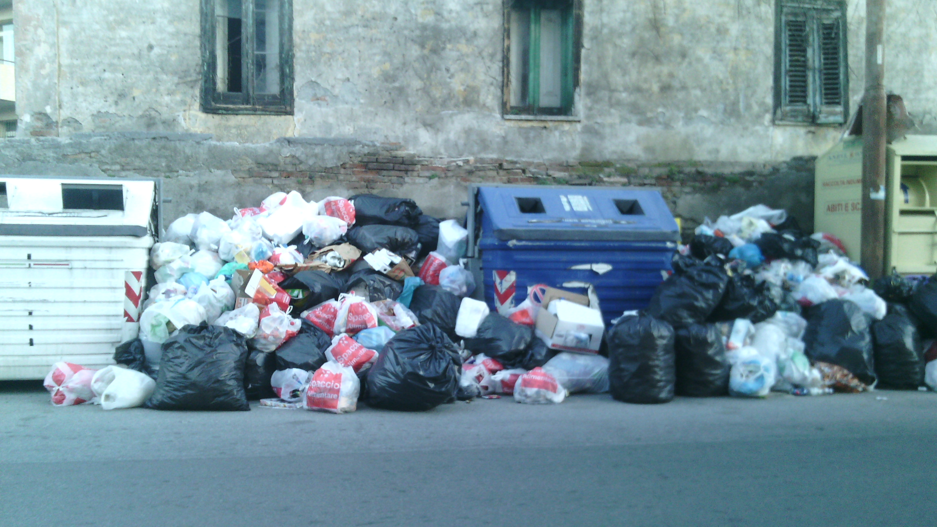 rifiuti_melito-porto-salvo-3 rifiuti_melito-porto-salvo-3