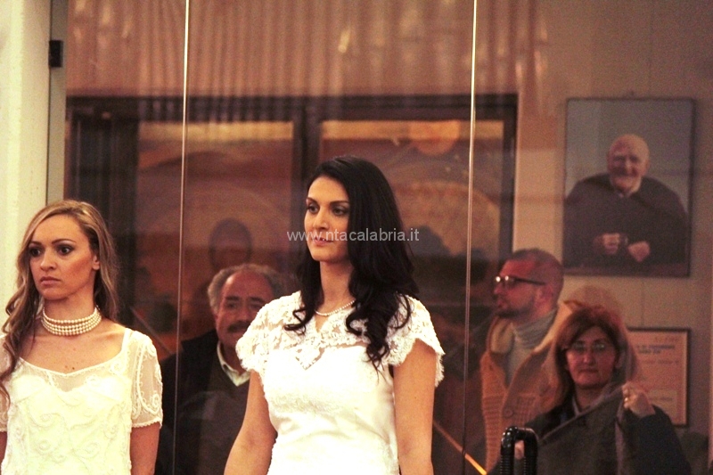 sfilata-sposa-pane-amore-003