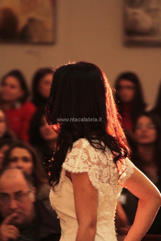 sfilata-sposa-pane-amore-005