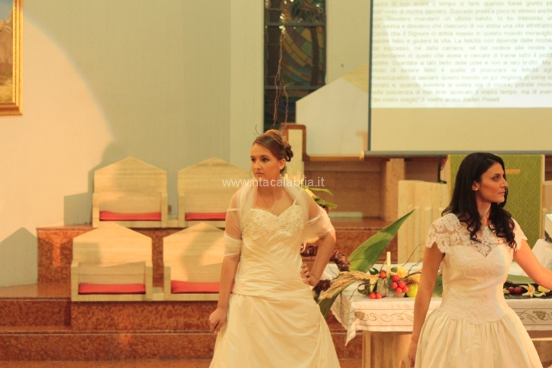 sfilata-sposa-pane-amore-010