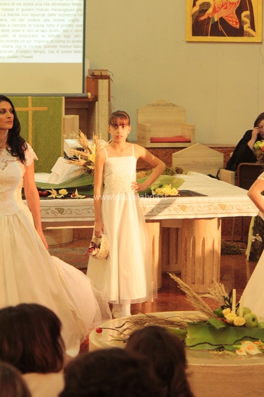 sfilata-sposa-pane-amore-013