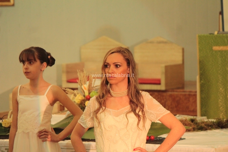 sfilata-sposa-pane-amore-019