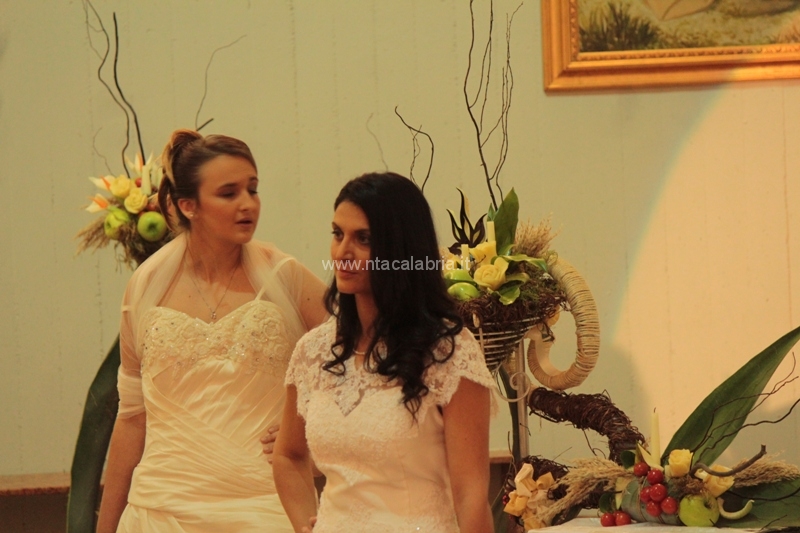 sfilata-sposa-pane-amore-021