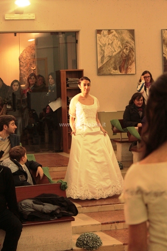 sfilata-sposa-pane-amore-031