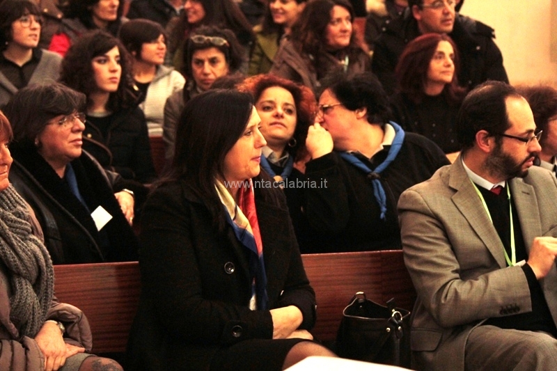 sfilata-sposa-pane-amore-038