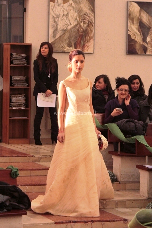 sfilata-sposa-pane-amore-045