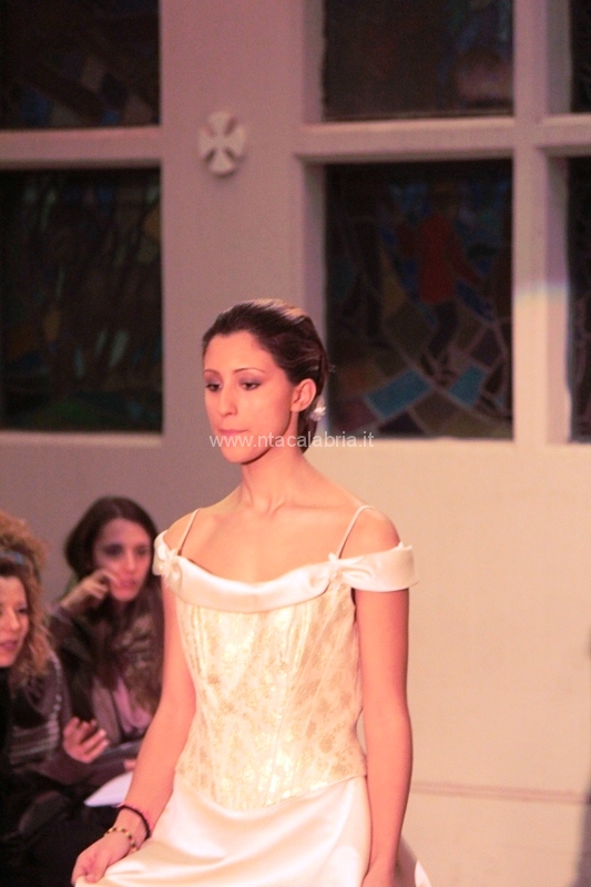 sfilata-sposa-pane-amore-073