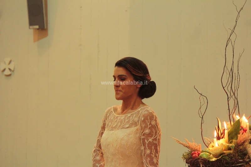 sfilata-sposa-pane-amore-077