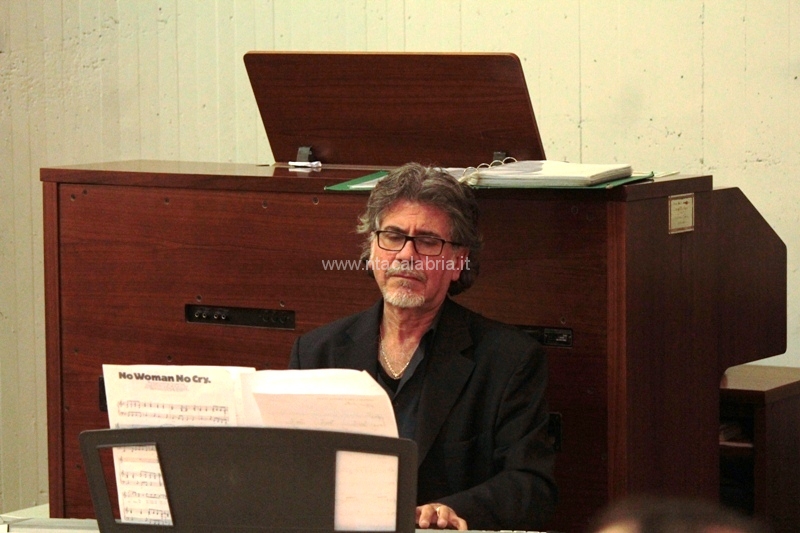 sfilata-sposa-pane-amore-083