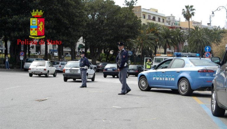 Reggio Calabria, un arresto e due denunce della Polizia
