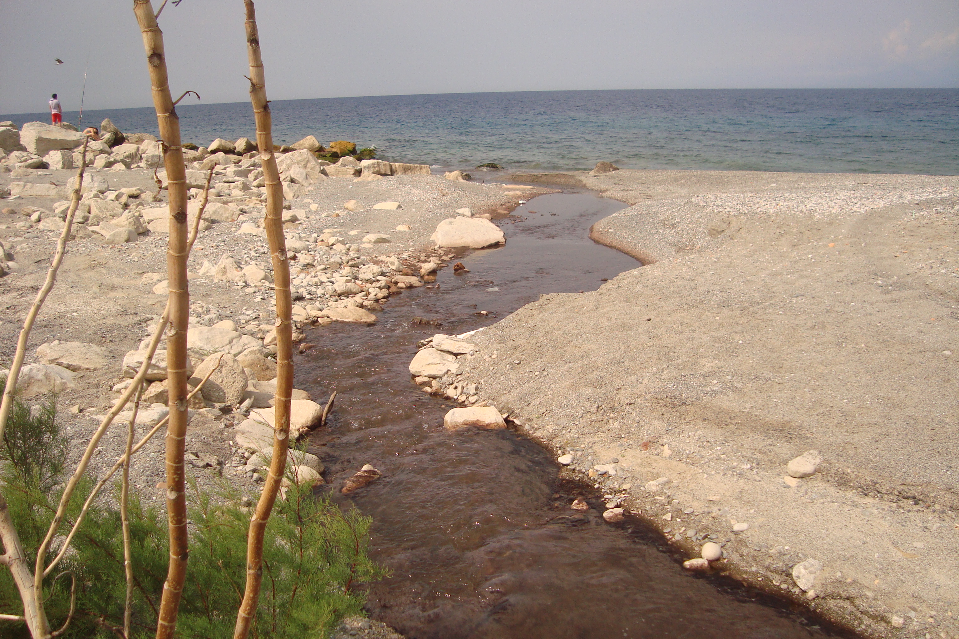 scarichi torrente oliveto 2