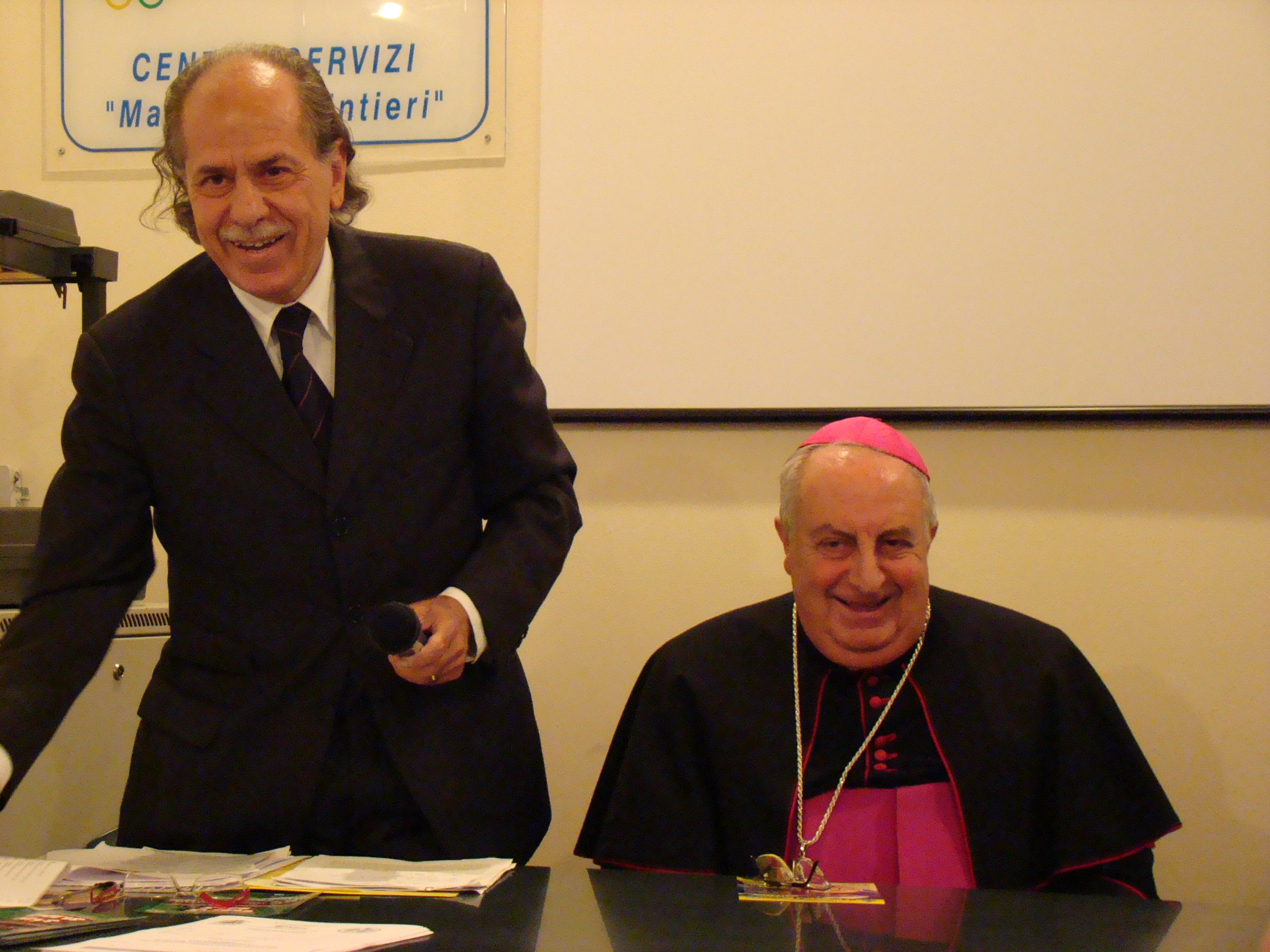 Mimmo Praticò e Monsignor Salvatore Nunnari