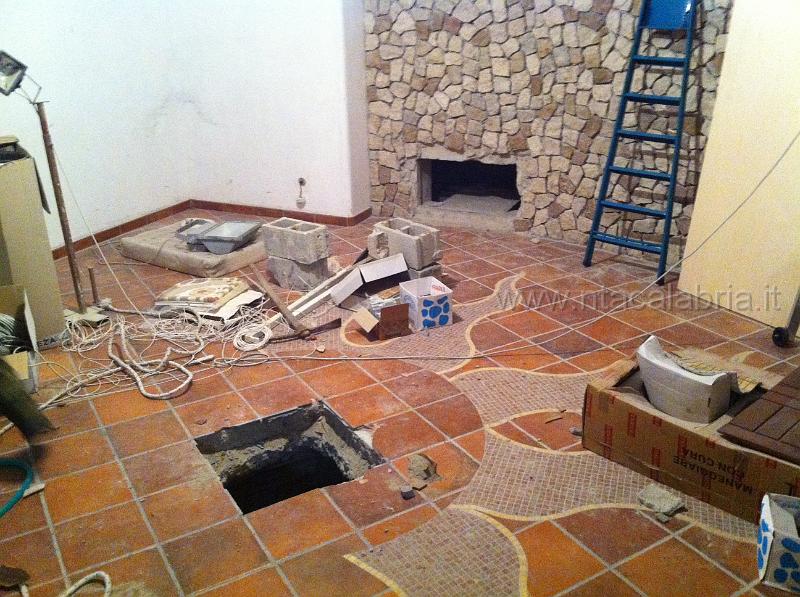 marina di gioisa, scoperto un bunker