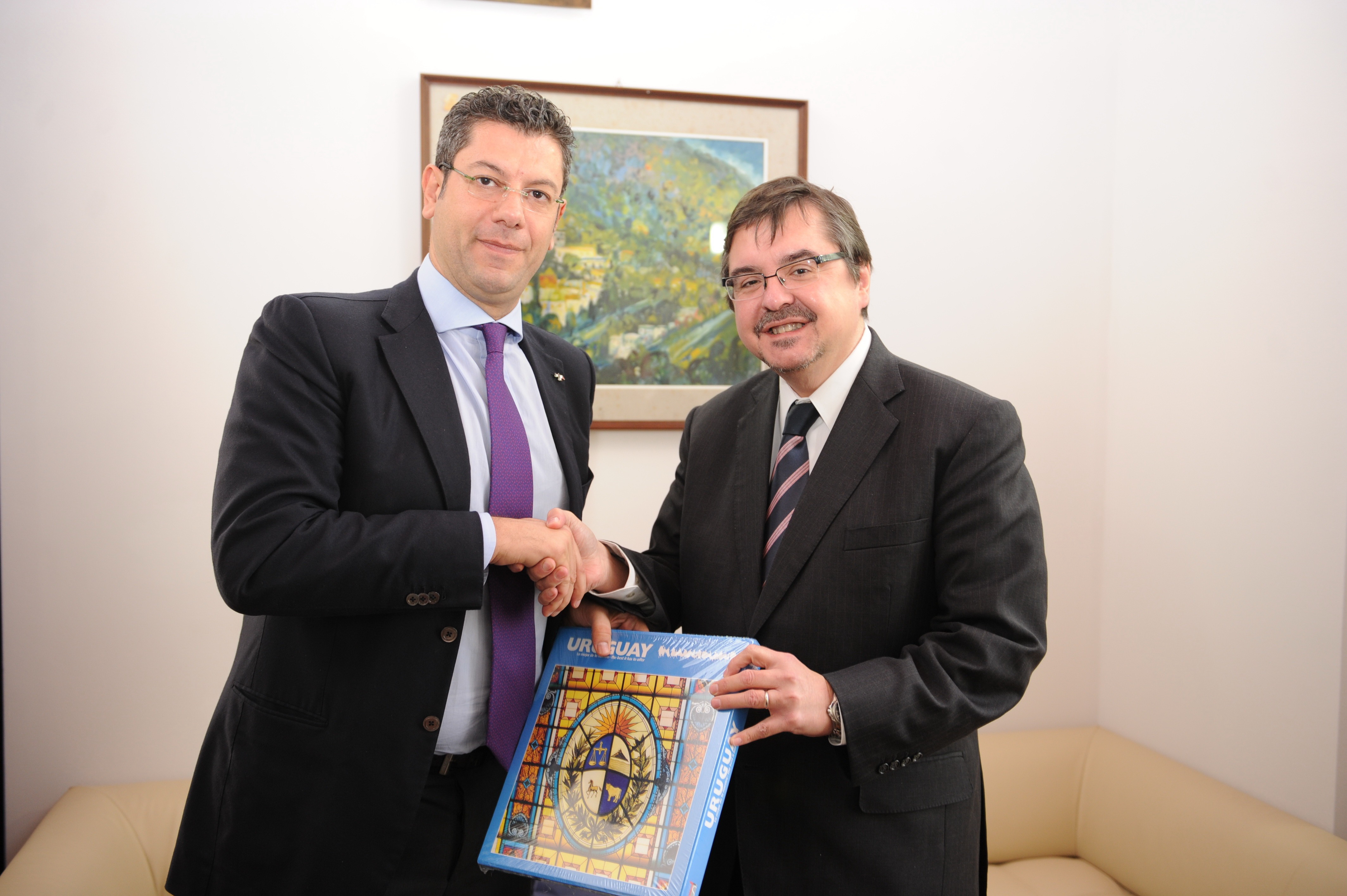 Il Presidente Scopelliti incontra l'Amabsciatore dell'Uruguay