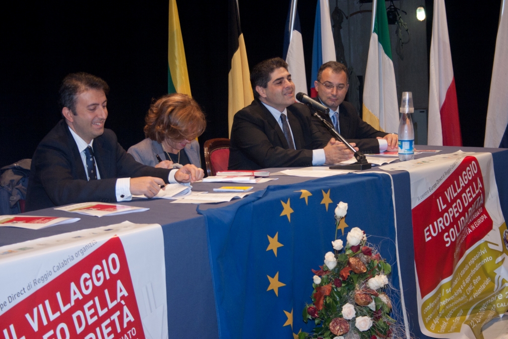 Intervento_Eroi_Teatro_Cilea
