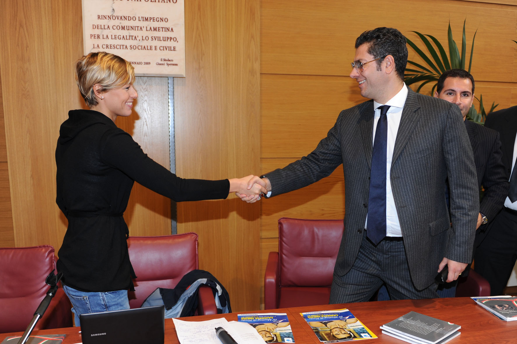 Scopelliti_e_la_nuotatrice_Federica_Pellegrini