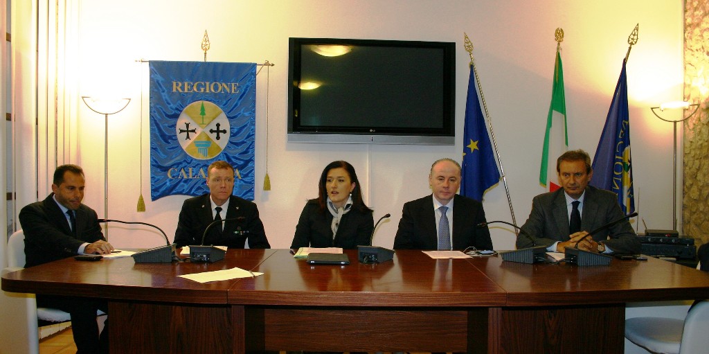 foto tavolo gioia tauro