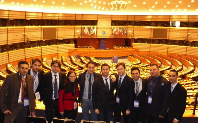 Giovane Italia Reggio a Bruxelles