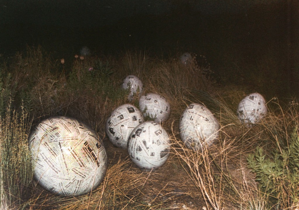Walter Carnì, Autoritratti '79 2006, cartapesta,dim. ambiente, 2006