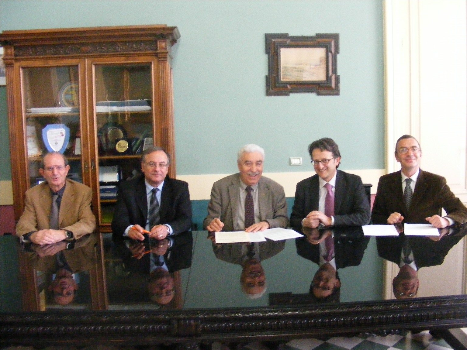 firma convenzione università 26 aprile 2012