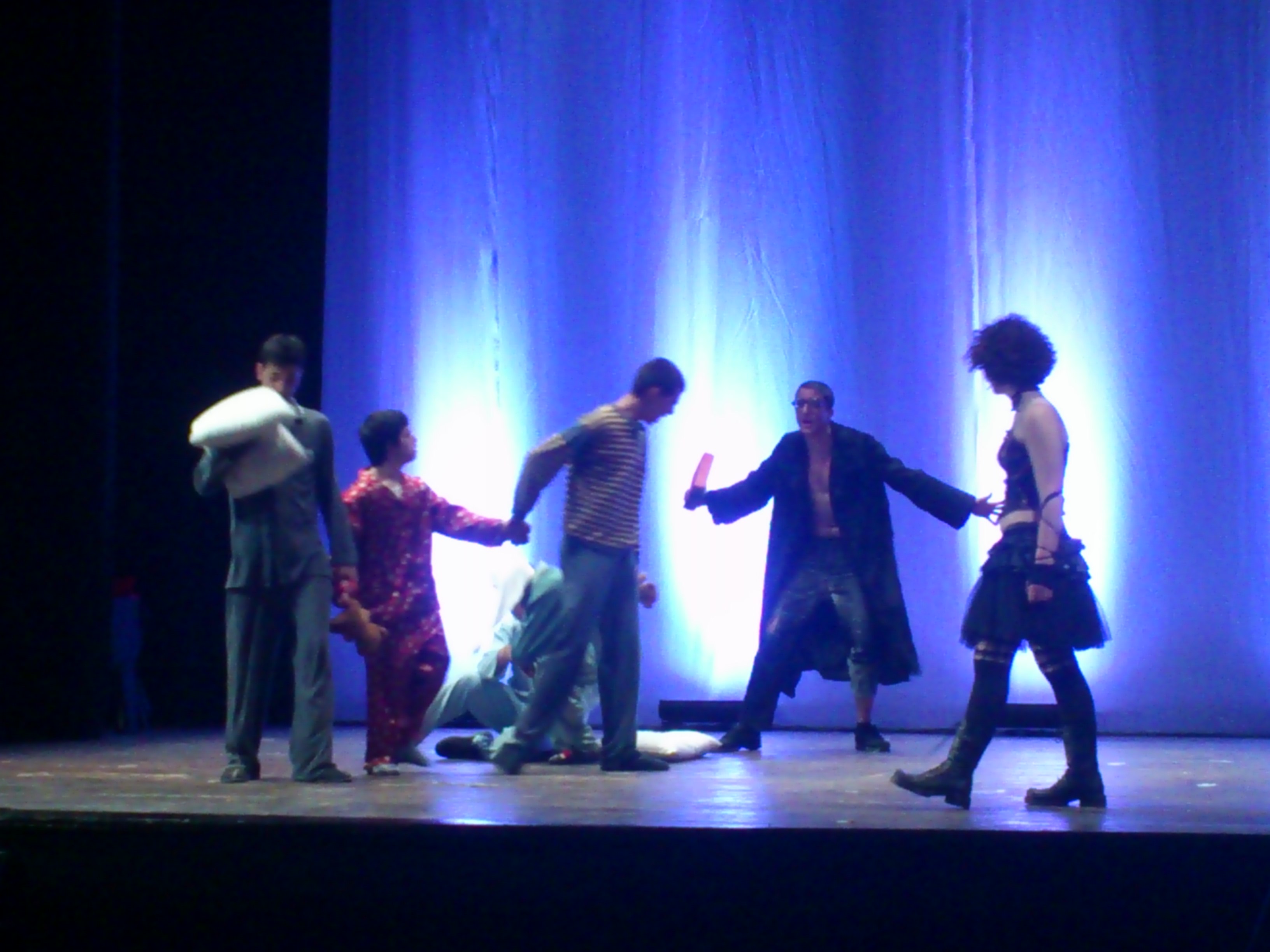 spettaolo teatro apollo