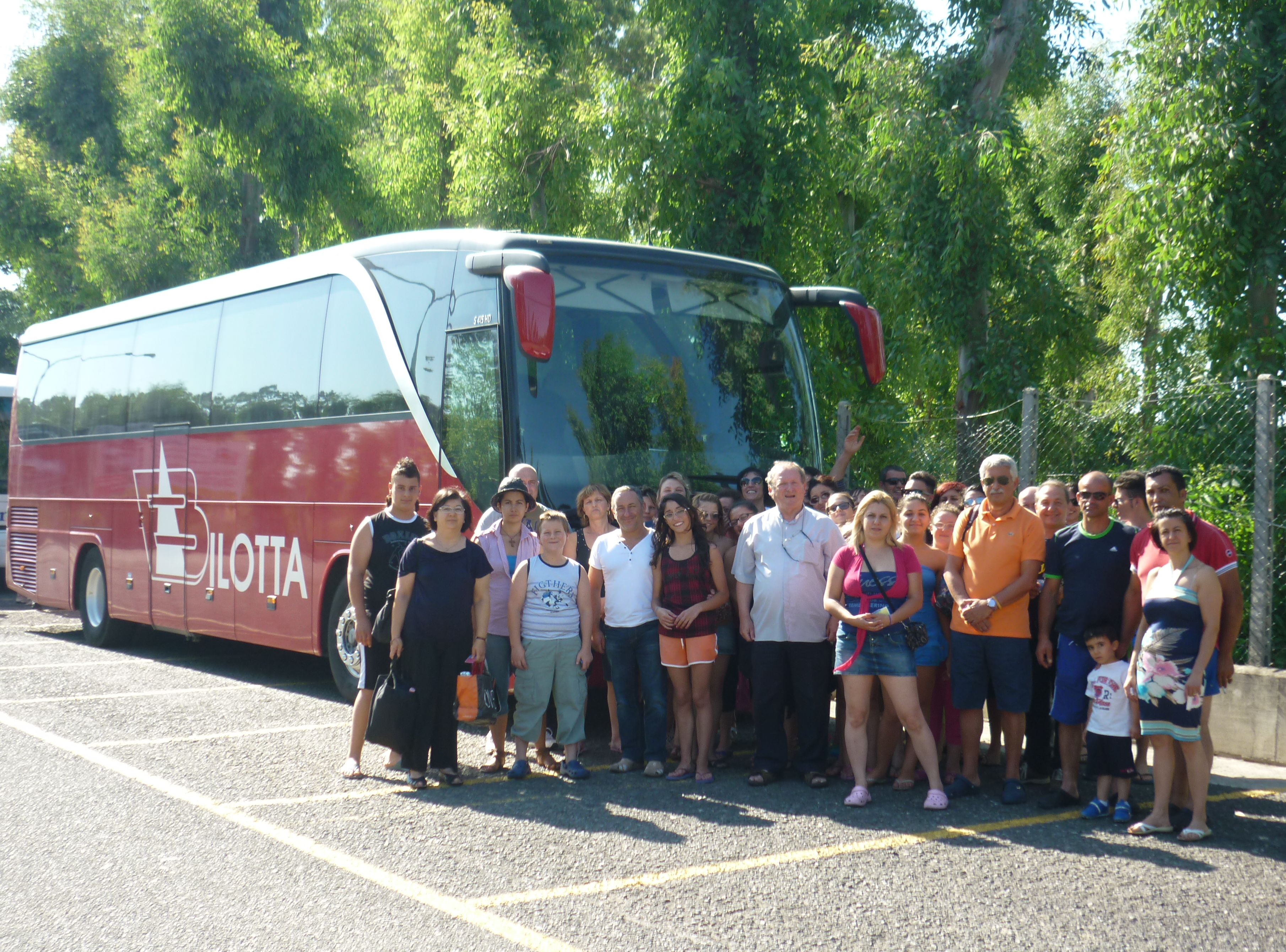 I giovani di Platania all'arrivo all Acquapark di Rossano 2012