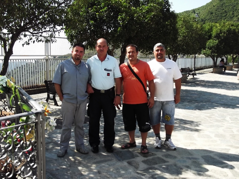 Don Gaetano Rocca, Antonio Di Lieto e i membri del Comitato festa Marino e Caroleo