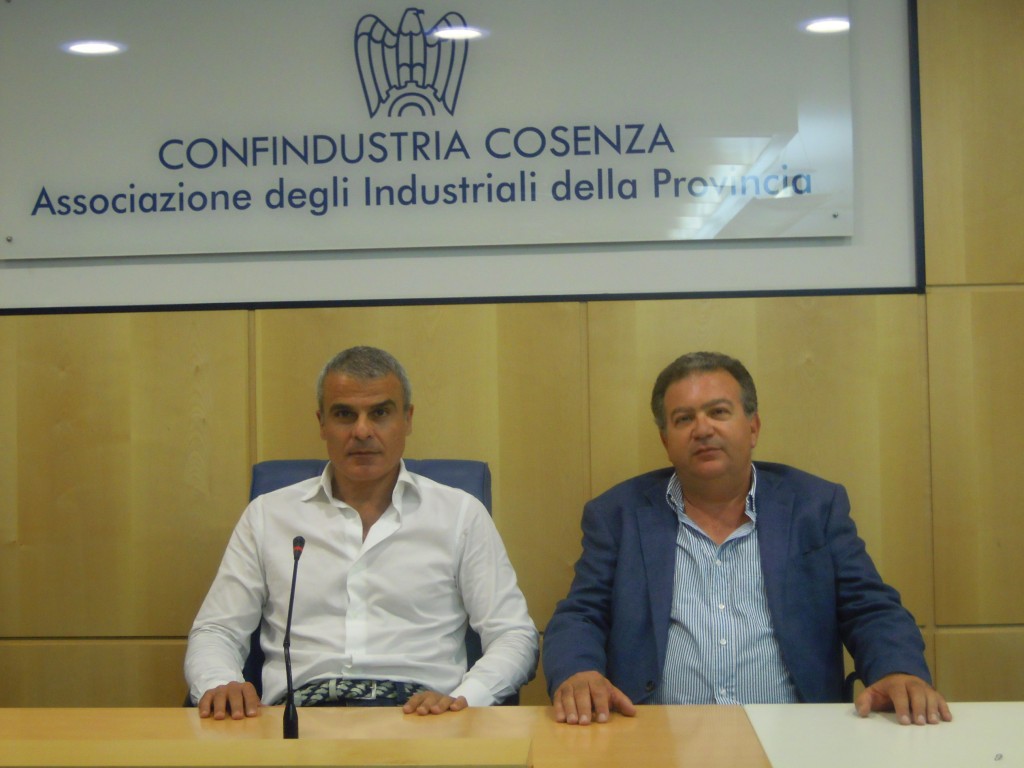 da sx il Pres. Mazzuca ed il Vice Pres. Perciaccante di Ance Cosenza