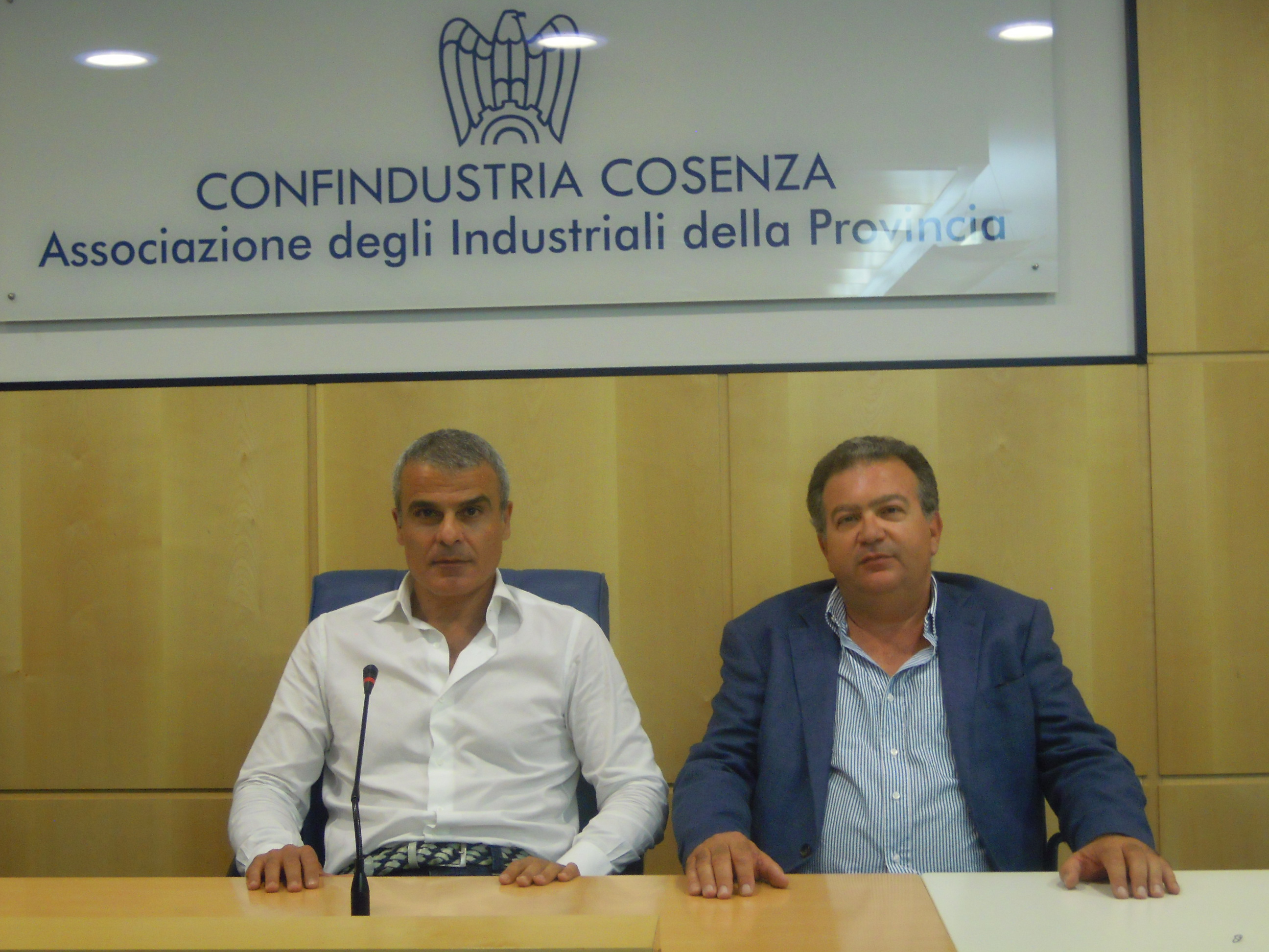 da sx il Pres. Mazzuca ed il Vice Pres. Perciaccante di Ance Cosenza