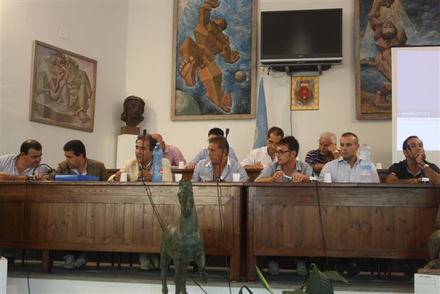 AMENDOLARA-CONSIGLIO-120912