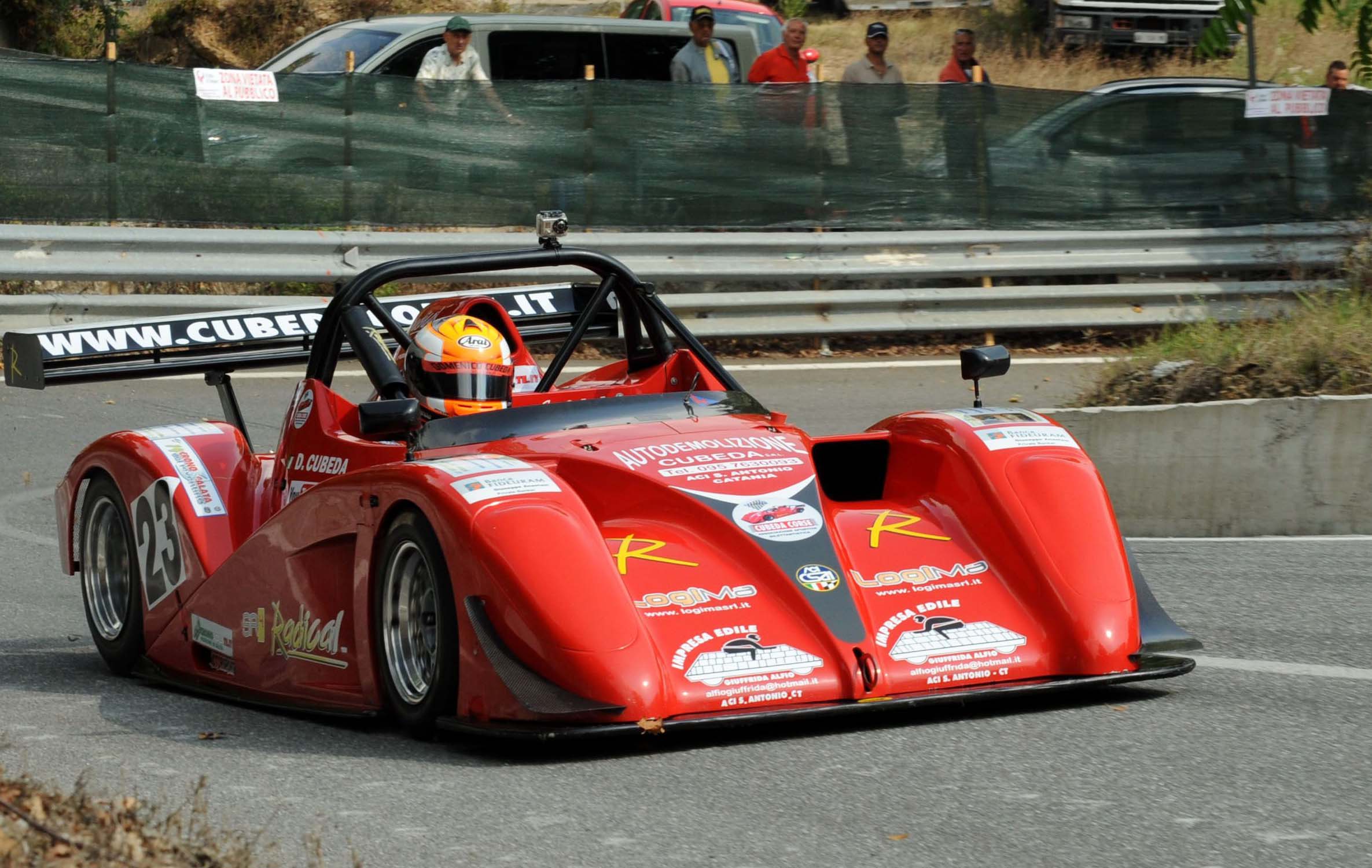 Cubeda-in-azione-al-Reventino-con-la-Radical-SR4