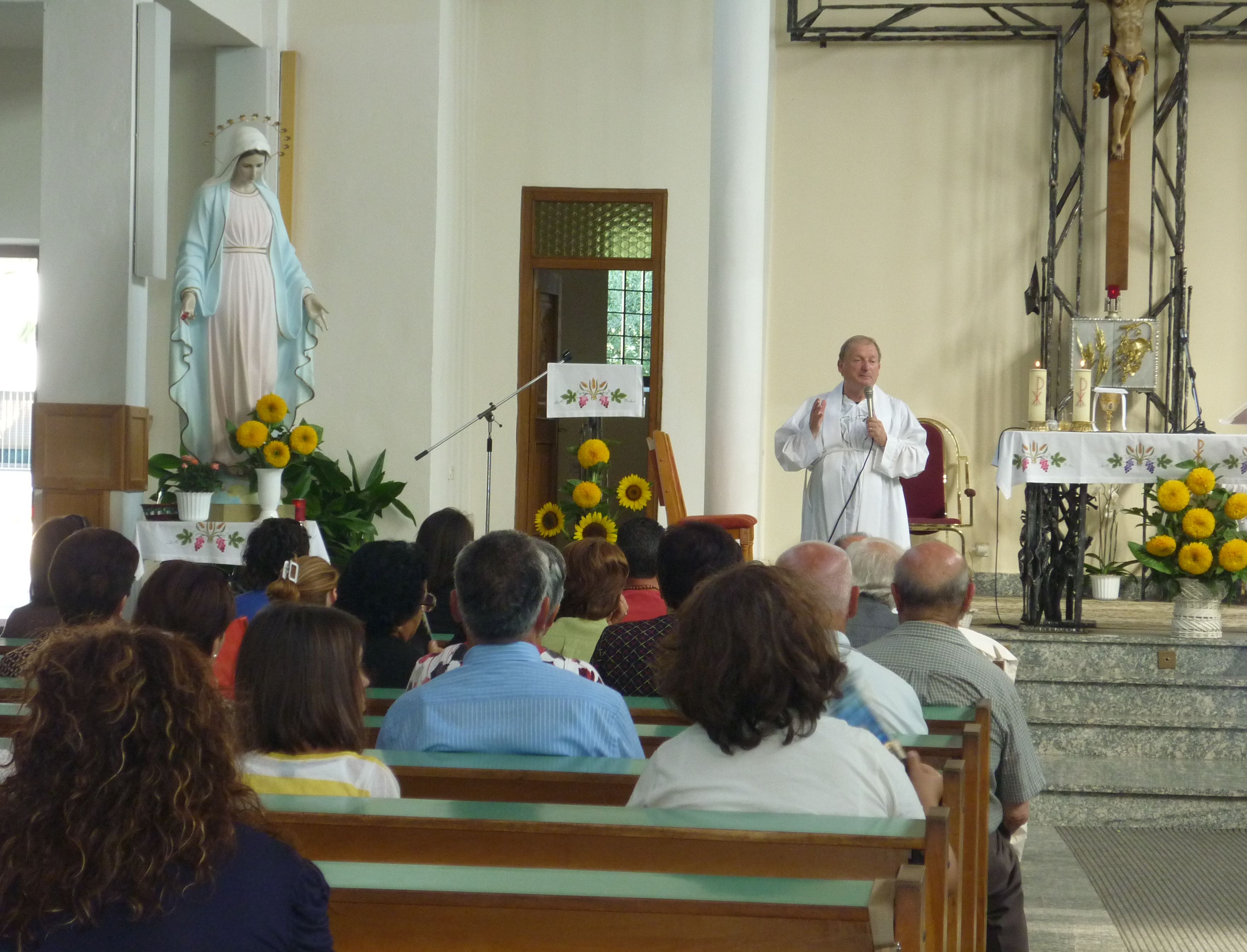 Don Pino Latelli al Santuario di Tihaljna Madonna di Medjugorie 2012