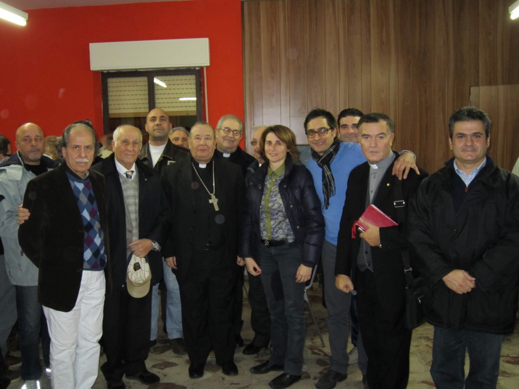 I DIRIGENTI DEL CONI E DEL CSI CON S.E. MONS. MONDELLO